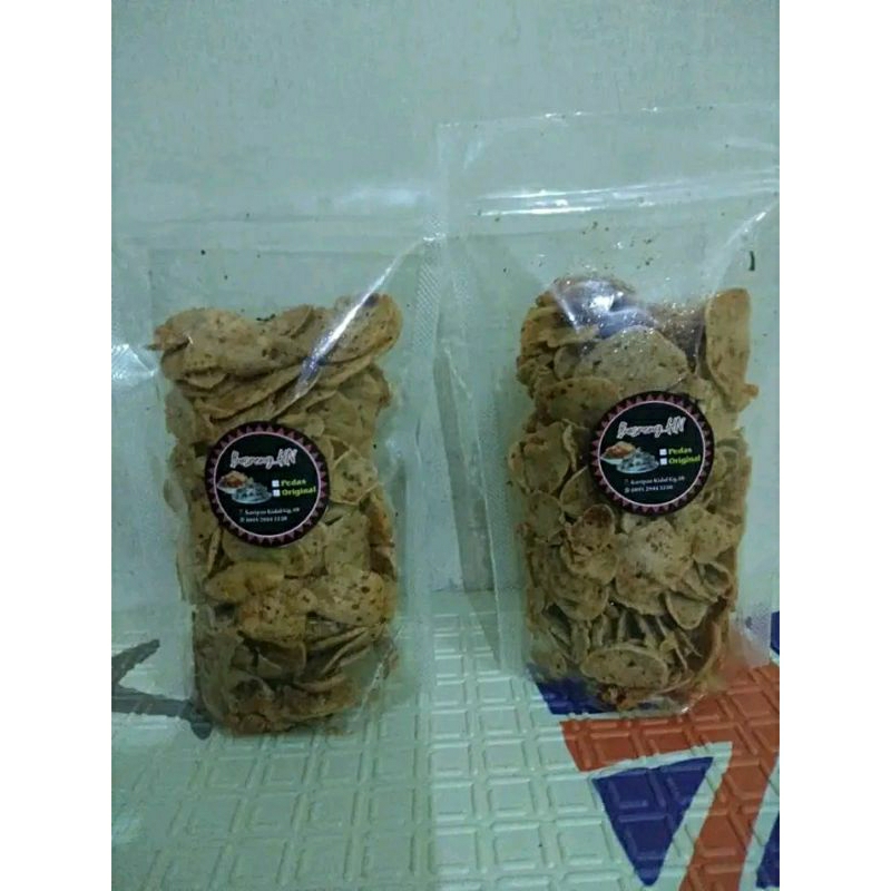 

basreng pedas daun jeruk 100 gram