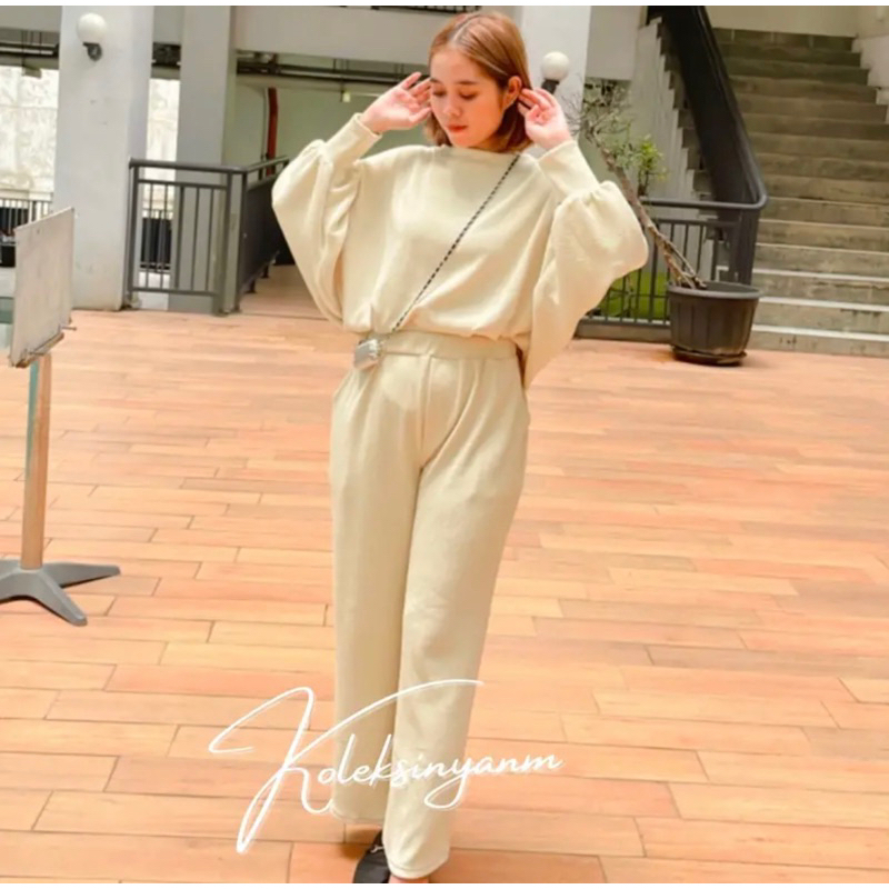 New set knit hanover clarke batwing cream -preloved-