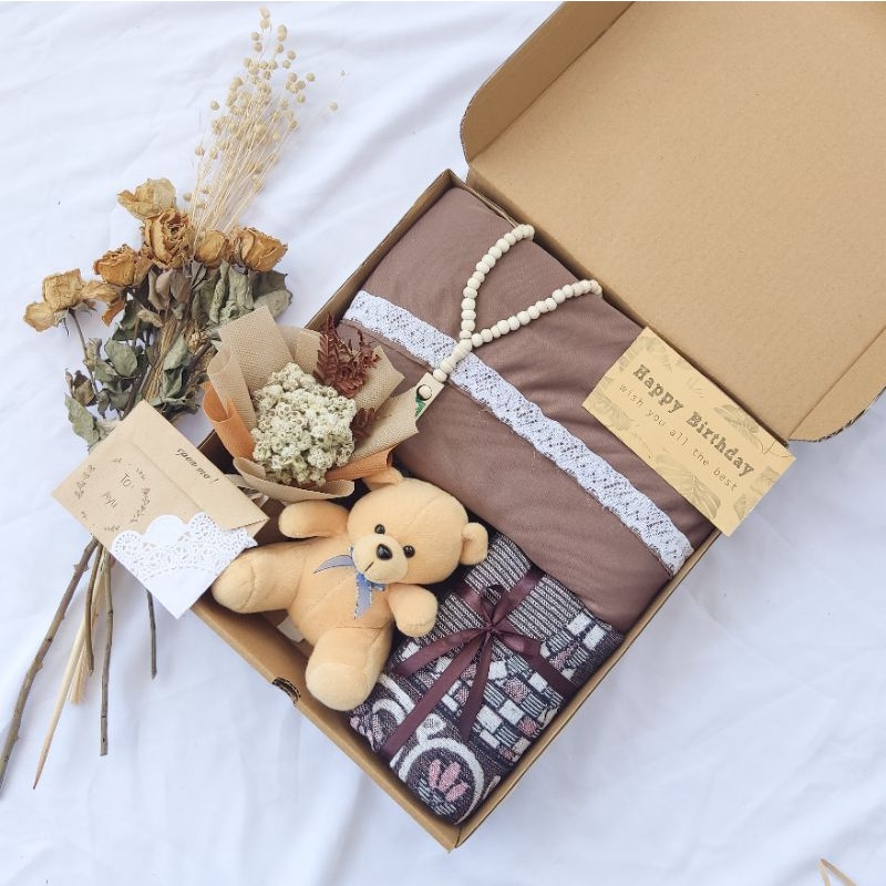 Mukena Renda / Hampers Buket bunga / Mukena Hyget / Mukena Travel / Hampers Mukena / Hampers Hijab /