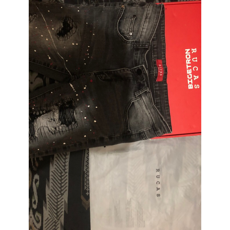 CELANA JEANS RUCAS X BTR
