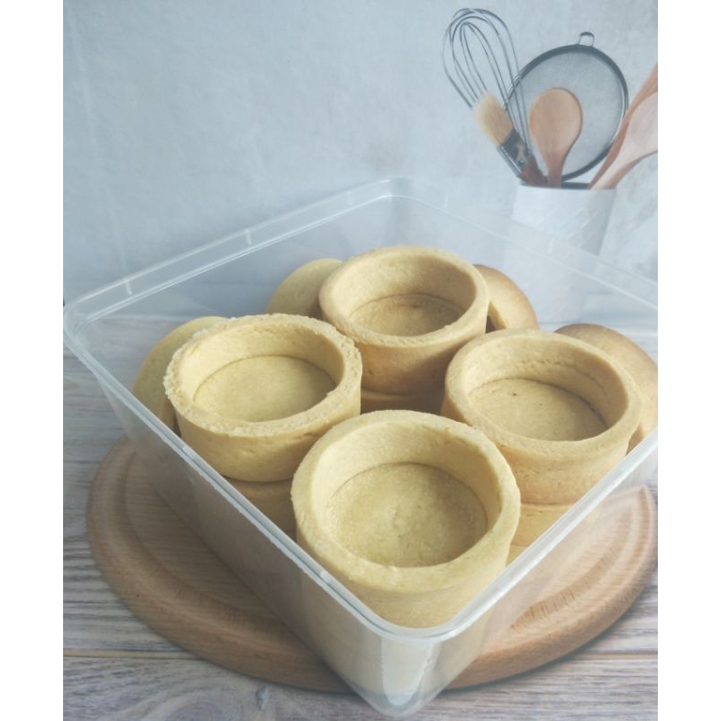 

Kulit Pie Ori Manis, Bulat Polos 6cm, T 2cm, isi 16