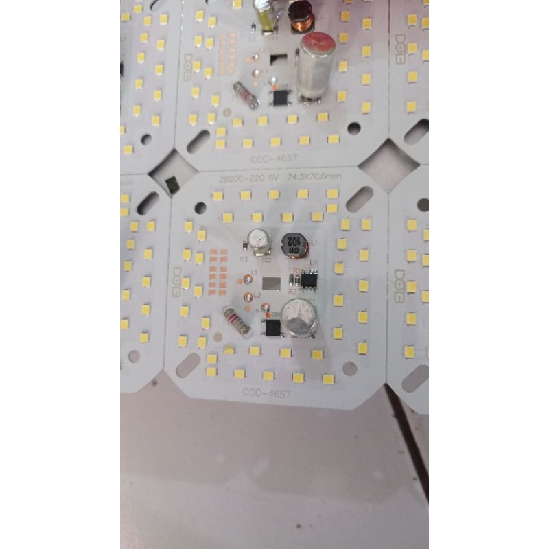 pcb led ac 40 watt premium persegi