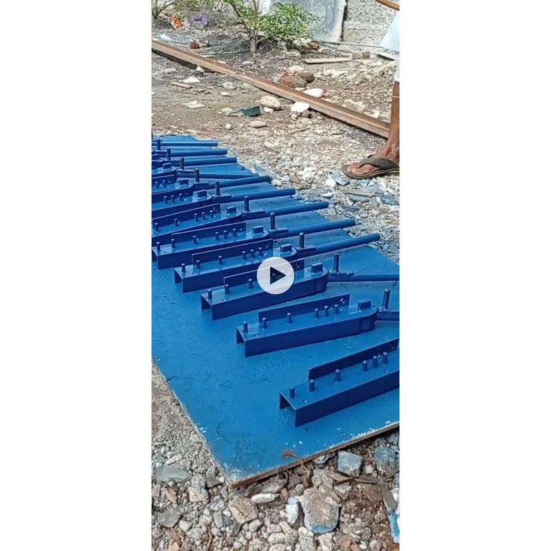 Pembuat Begel, Penekuk Besi 16