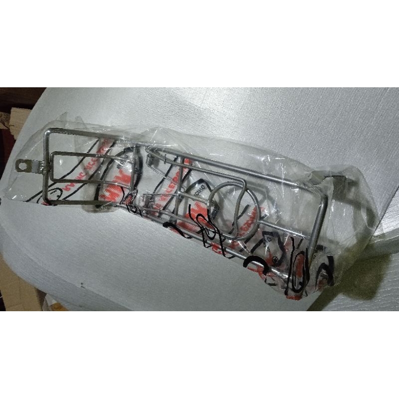 Bagasi  tengah supra fit Lama