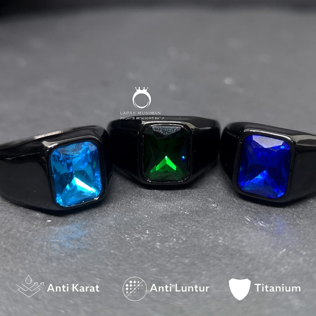 GARANSI Cincin Pria Titanium Warna Hitam Anti Karat Batu Zamrud Hijau