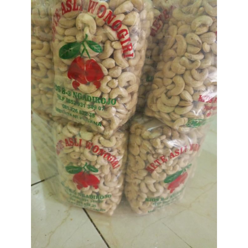 

kacang mete / mede super utuh matang mateng goreng 1 kg premium