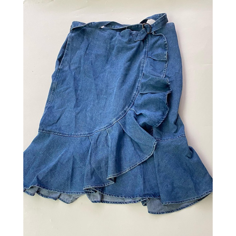 Ruffle Wrap Tie Waist Denim Skirt