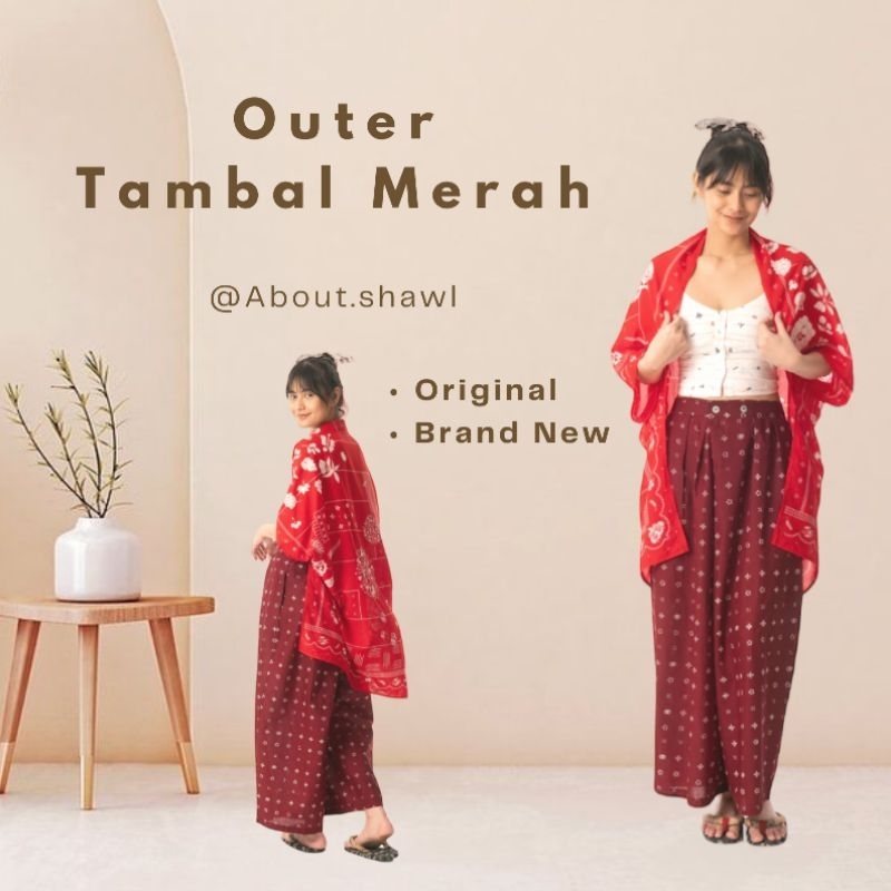 Outer Tambal Merah Sejauh Mata Memandang