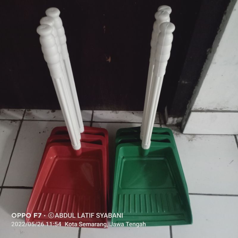 Pengki Cikrak Serokan Sampah Plastik Lion Star