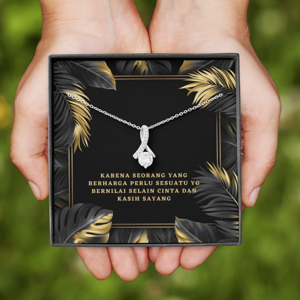 Kado Unik Ulang tahun Anniversary Pernikahan Istri [T4] BOX dan Kalung Titanium Wanita