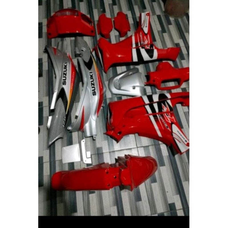 Paket cover dek bodi body fullset halus kasar SUZUKI SATRIA R RU 120 LUMBA 2 STROKE warna merah silv