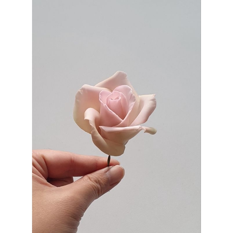 

rose garden kuncup D6 / edible / veganpaste