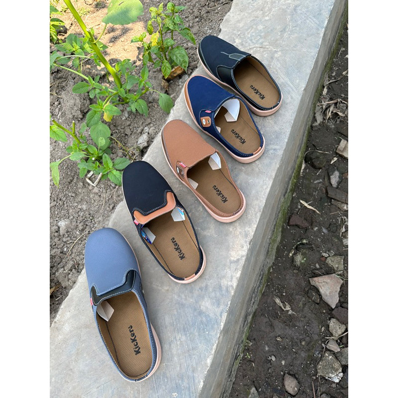 Sandal Sepatu Kickers Pria Terbaru