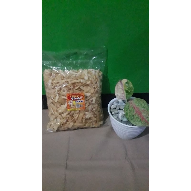 

Keripik singkong serut loncis manggleng balung kethek