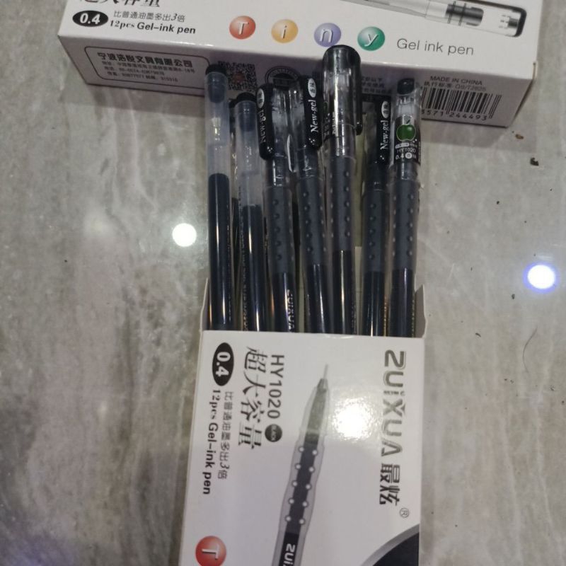 

Bolpen gel pena gel menulis 12 pcs zuixua