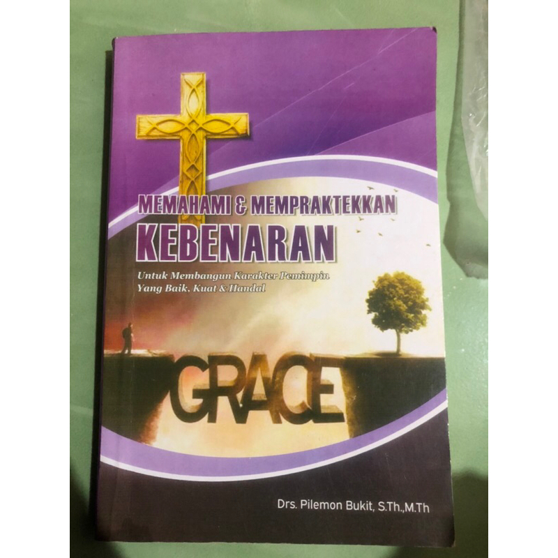 

Buku Agama Protestan Memahami & Memperaktekkan kebenaran