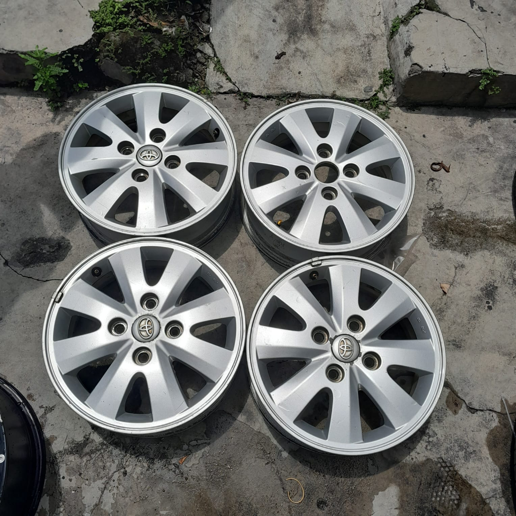 VELG SEKEN OEM MOBIL AVANZA RING 15 PCD 4X114 U/ XENIA AVANZA LIVINA
