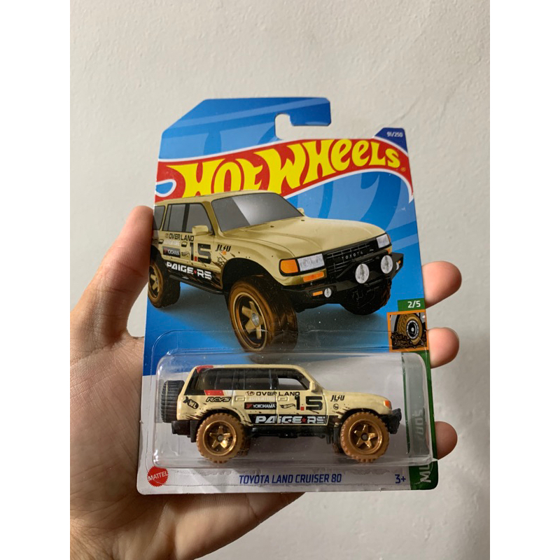 Hot Wheels Toyota Land Cruiser 80