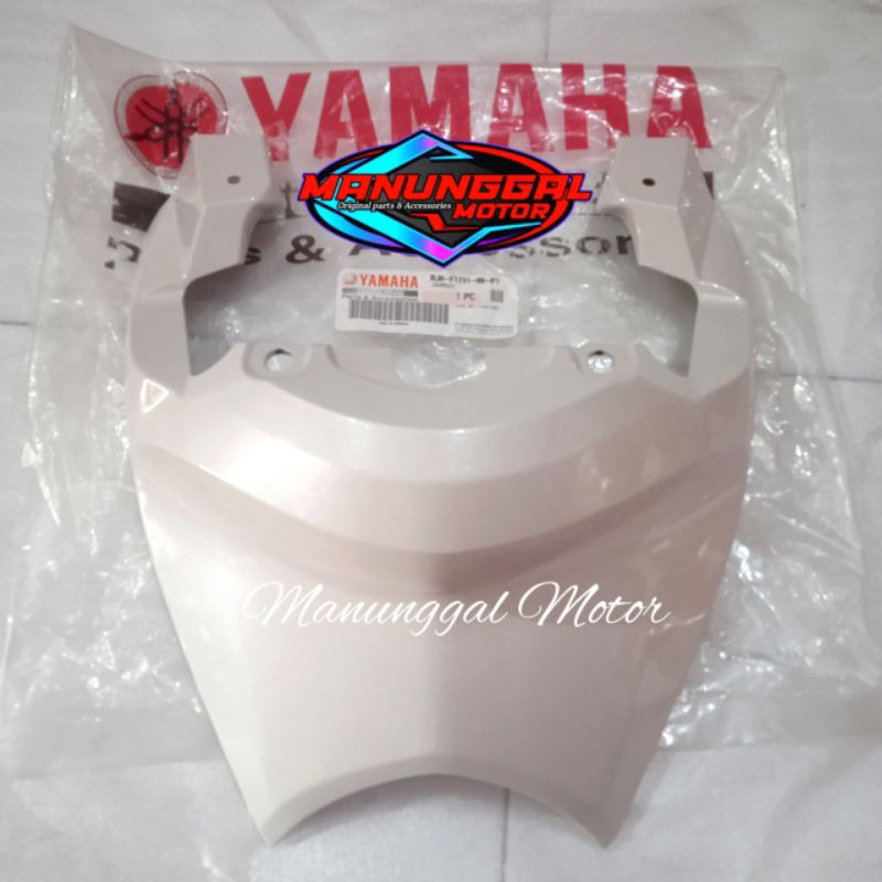 Cover Atas Lampu stop belakang Fino Fi 125 Putih Cream BJ8-F1731-00-P1 Original Yamaha