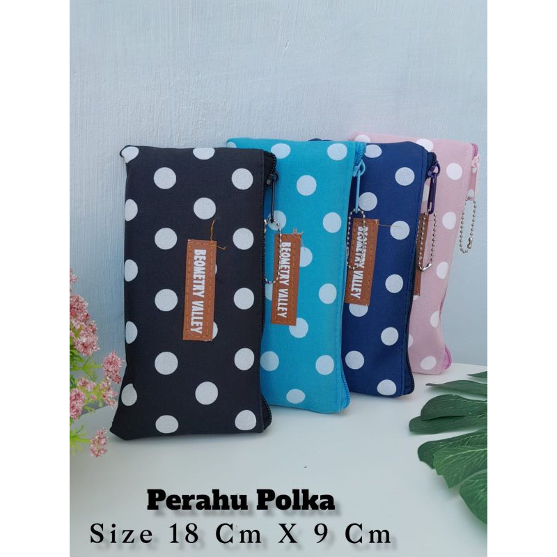 

KOTAK PENCIL PERAHU POLKA