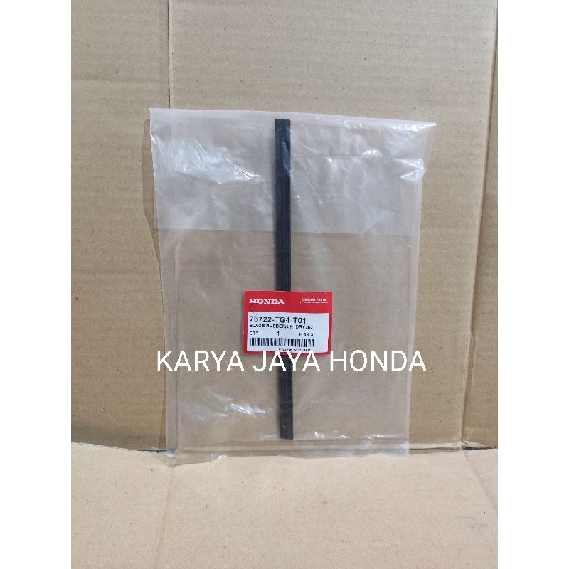 Karet wiper belakang New Brio 2019
