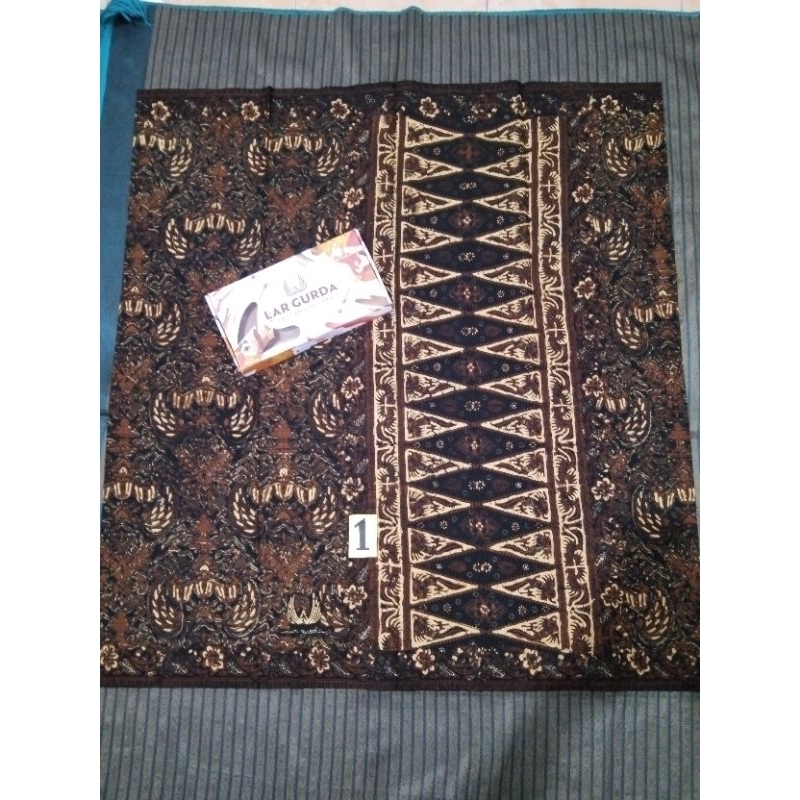 Sarung batik lar gurda premium