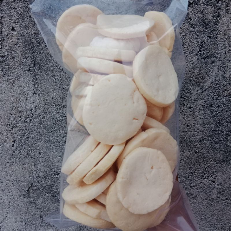 

Kerupuk Kemplang Palembang Super Gurih 200gram