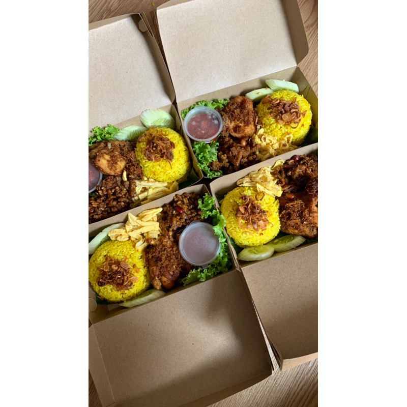 

Nasi kuning