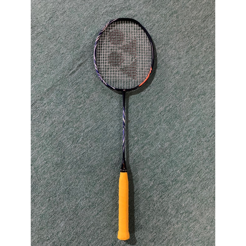 Raket Yonex Astrox 100 zz bekas