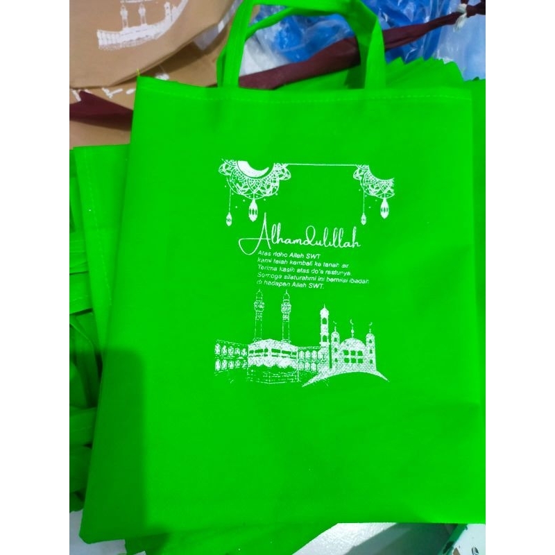 

tas bingkisan umroh haji
