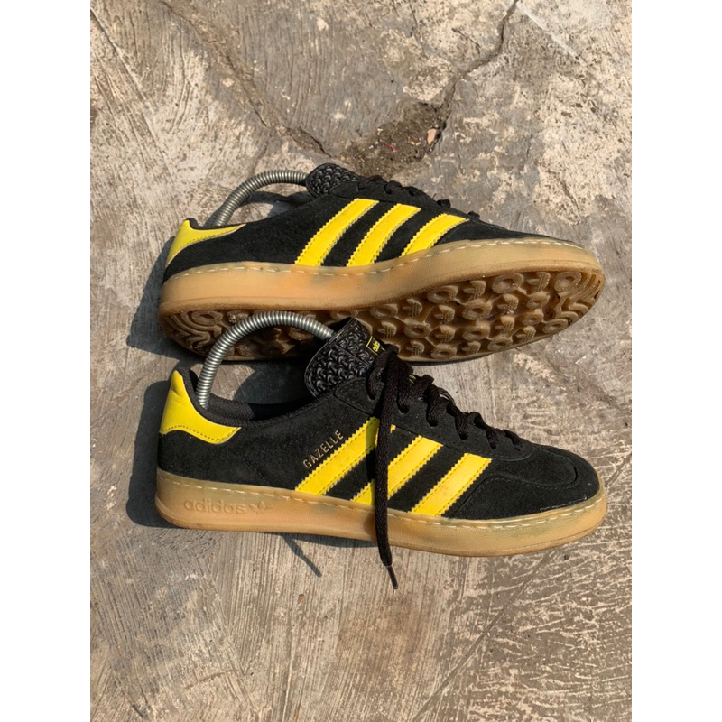 sepatu adidas Gazelle indoor cw cardif second