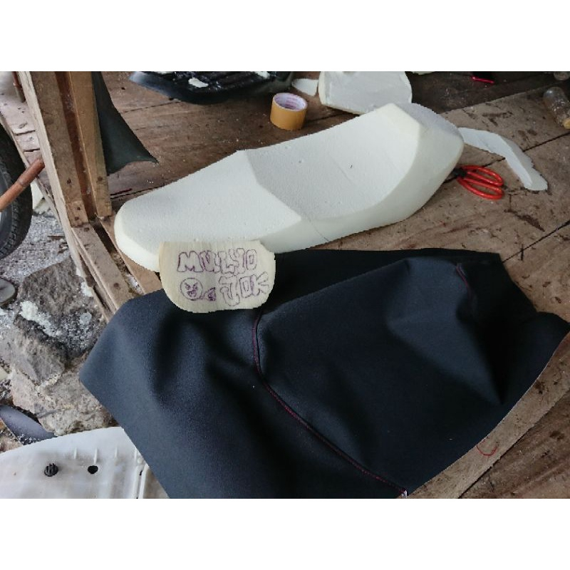 Spon jok road race satria fu double seat