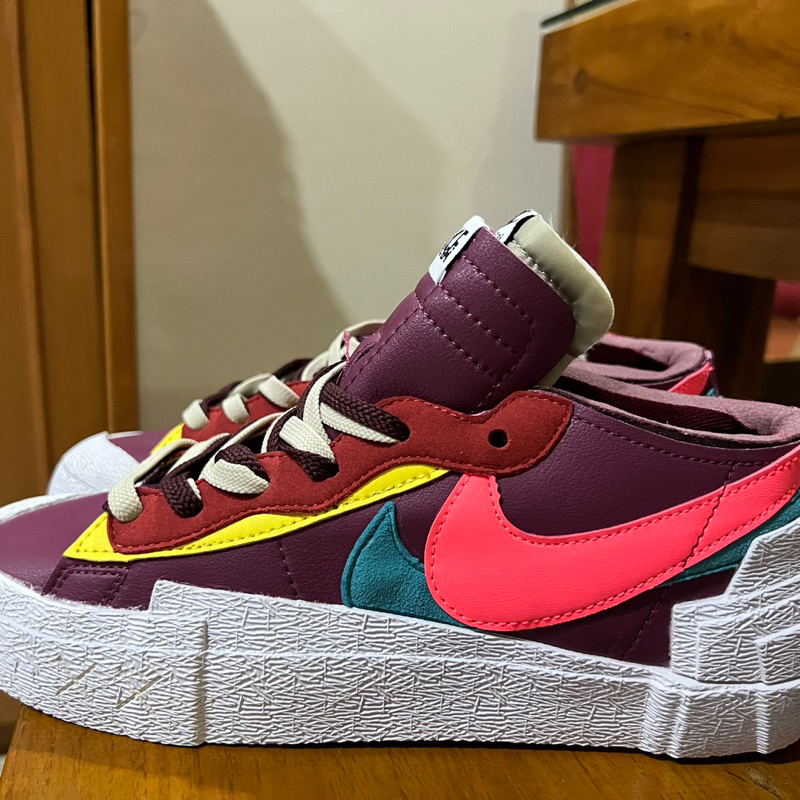 sepatu nike blazer sacai