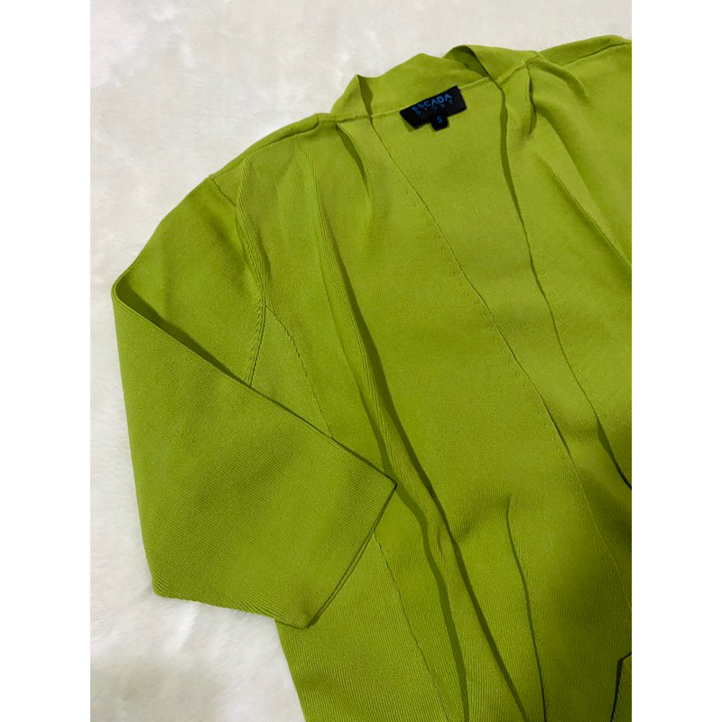Cardigan Rajut Hijau preloved