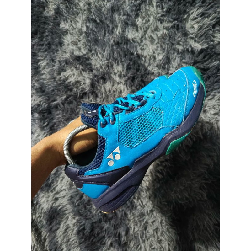 Sepatu Yonex Lumio Original