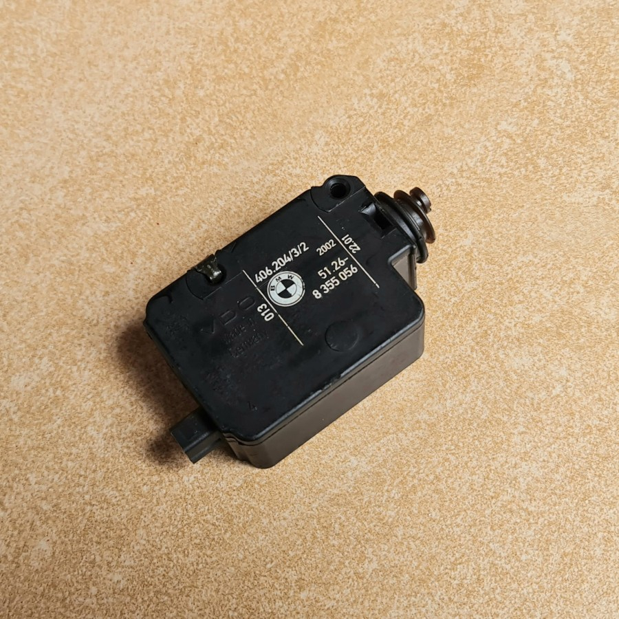 Actuator Motor Lock Tutup Bensin BMW E46
