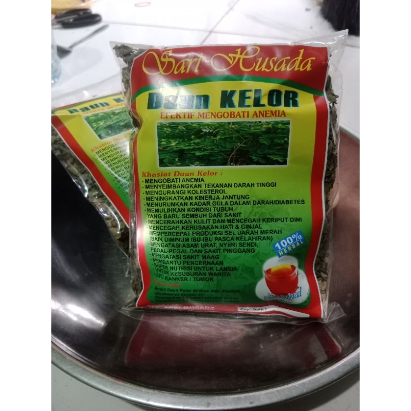 

Daun kelor kering