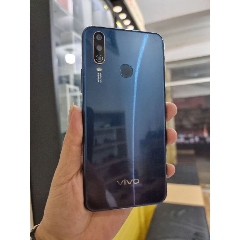 VIVO Y17 RAM 4/128 GB