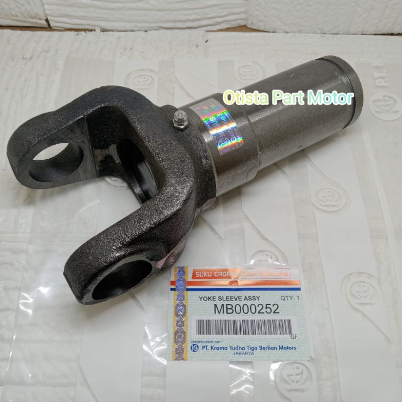 YOKE SLEEVE KOPEL JOINT PROPELLER AS BETINA MITSUBISHI COLT DIESEL PS100 PS 100 100PS