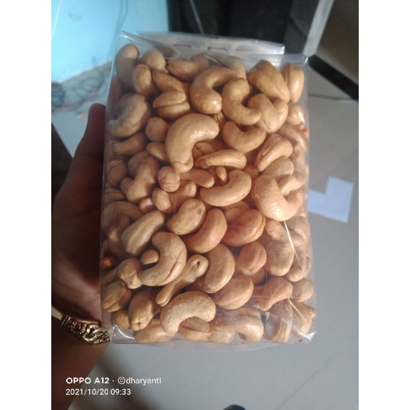 

kacang mete goreng bawang 100g