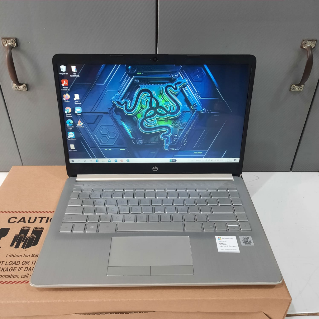 Laptop Hp 14s - cf3040TU Intel Core i3 - 1005G1 Ram 4Gb SSD 256Gb UHD Graphics GEN 10TH