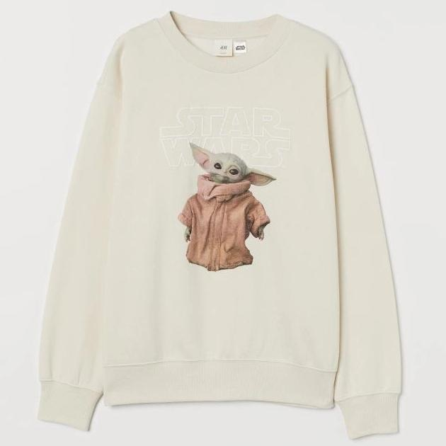 Crewneck Sweater Starwars Baby Yoda Beige Premium Oversize Pria Wanita Dari H&M  +  Free Paper Bag