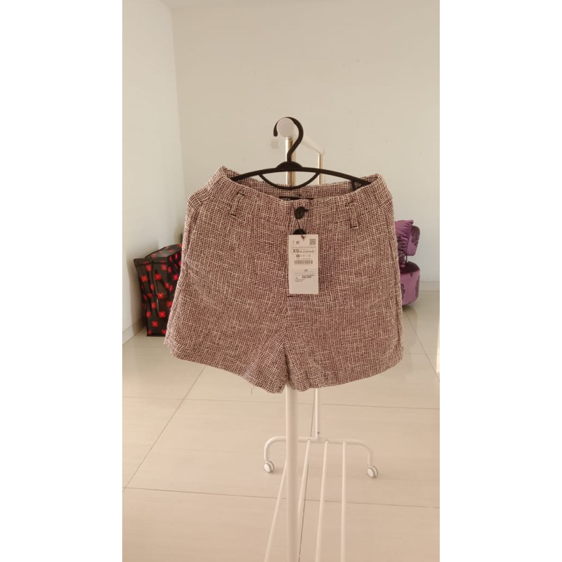 zara short tweed