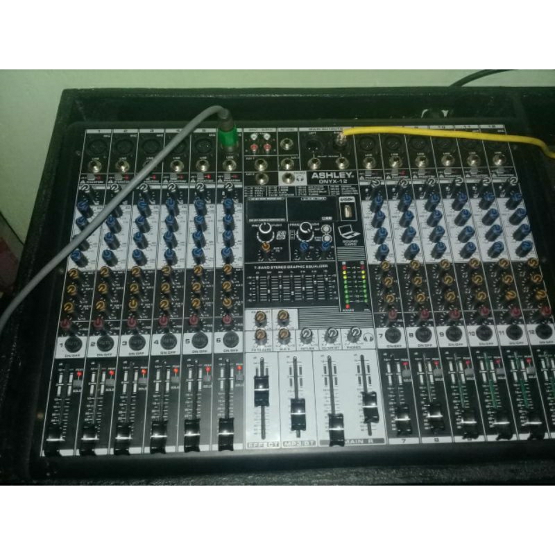 mixer ashley 12 channel