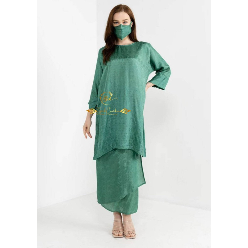 One set viscose kaftan blouse