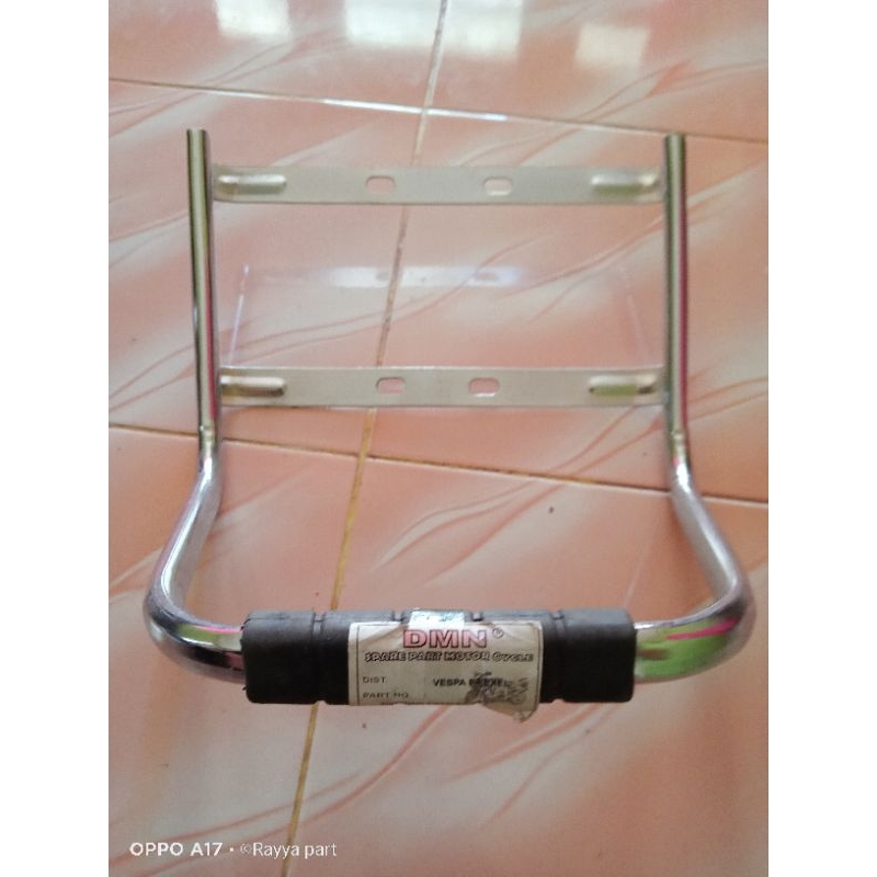 braket behel blakang jok vespa