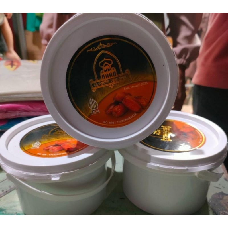 

Kurma AL-AZHIIM 500gr / Kurma Ember / Kurma Ramadhan / Kurma puasa