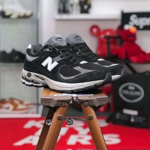 New Balance 2002R &quot;Black&quot;