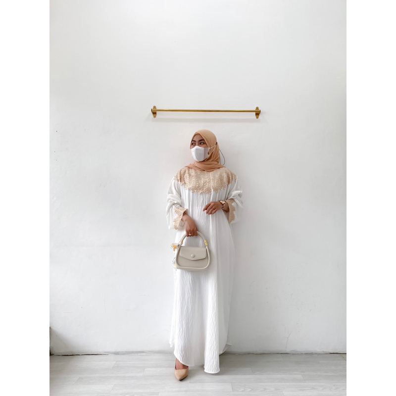 AURELIA KAFTAN