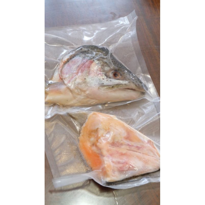 

Kepala Salmon 1/2 Cut (MPASI)